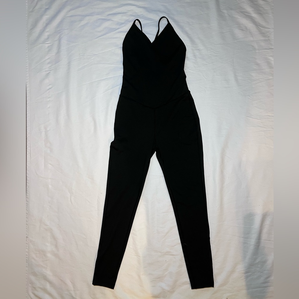 Jumpsuit BRAND NEW Black Criss Cross Scrunch Booty Jumpsuit Small